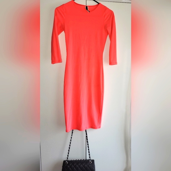 Bodycon Dress - Picture 2 of 7